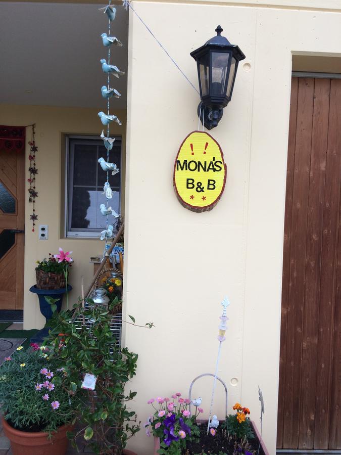 Buren  Mona'S Sleep & Go Bed & Breakfast エクステリア 写真